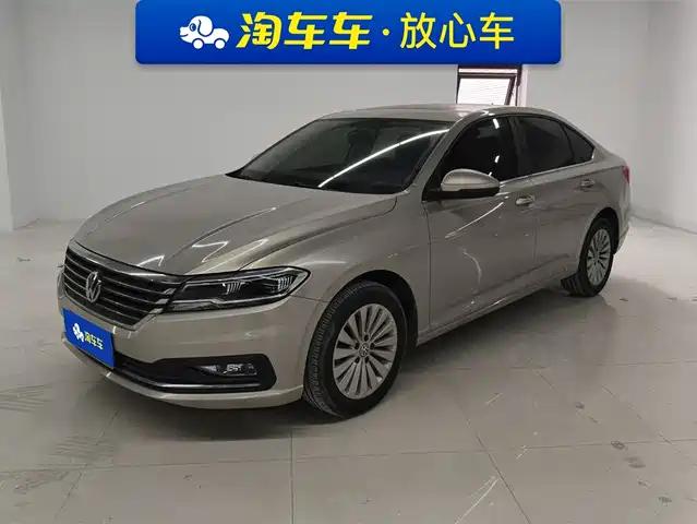 VOLKSWAGEN LAVIDA 2020