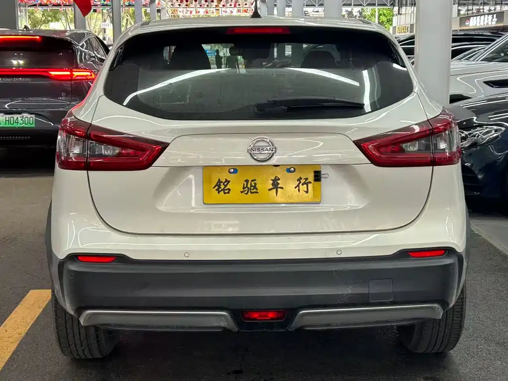 Nissan Qashqai — миниатюра 5