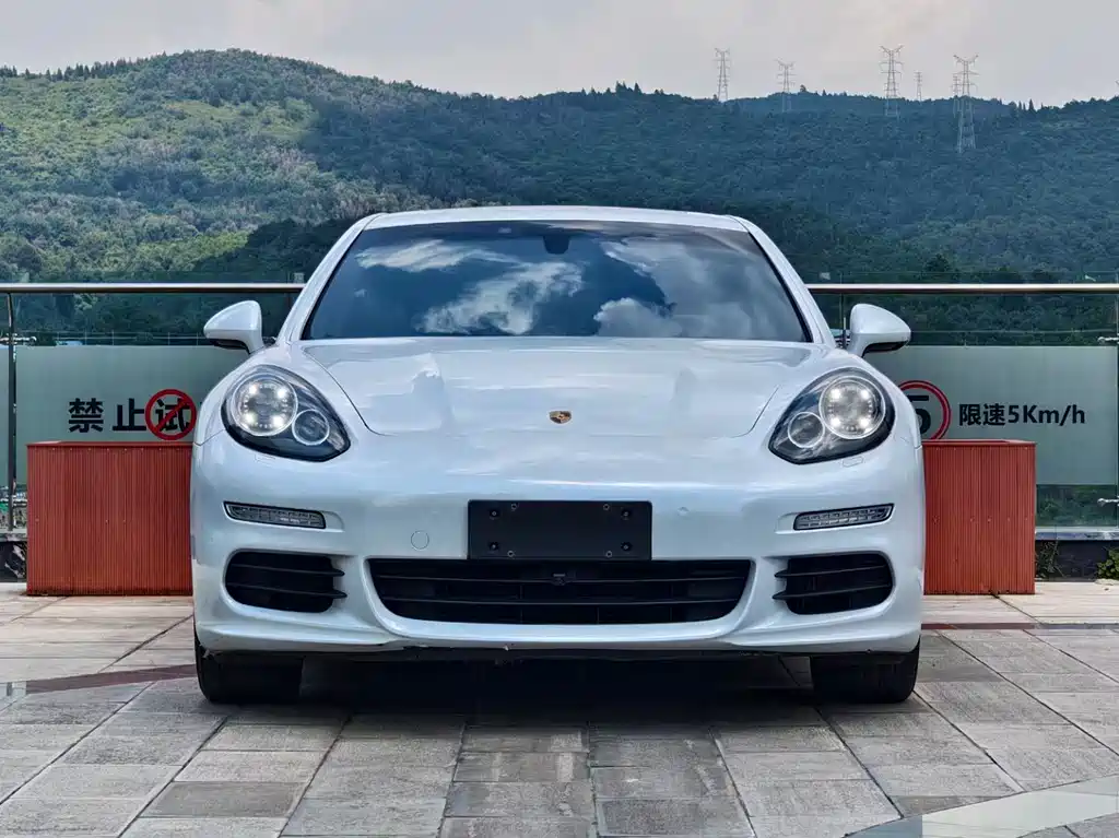 Porsche Panamera 2014 Panamera 3.0T