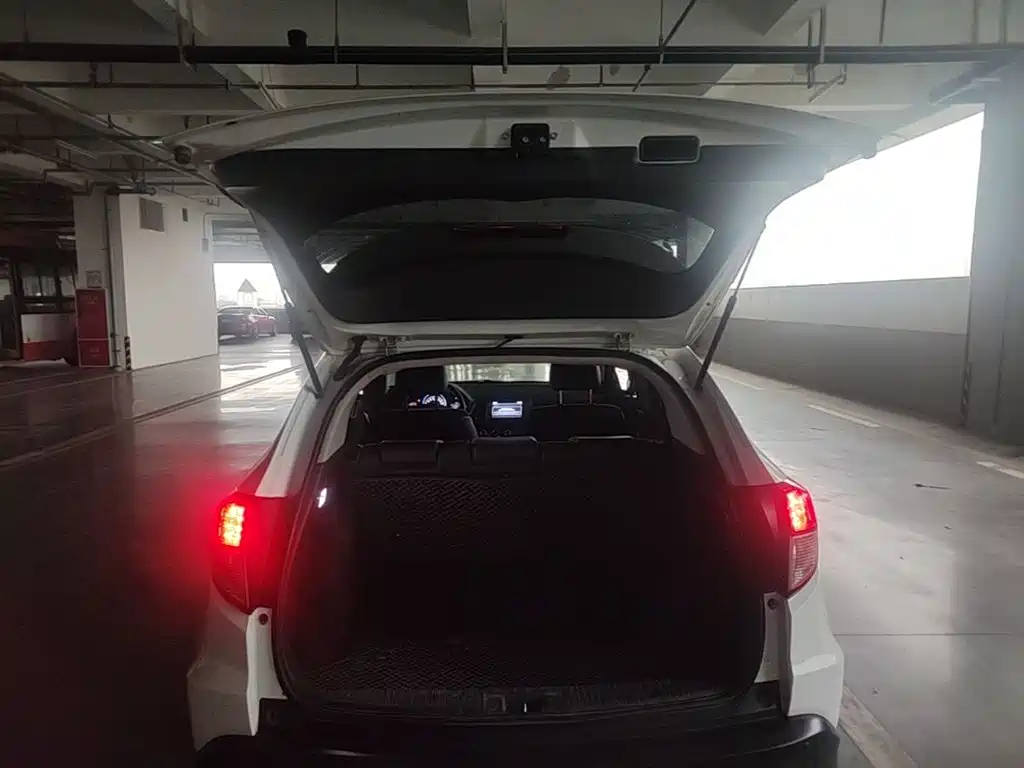 Honda Vezel — миниатюра 15