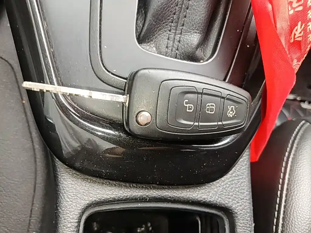 Ford Focus — миниатюра 9