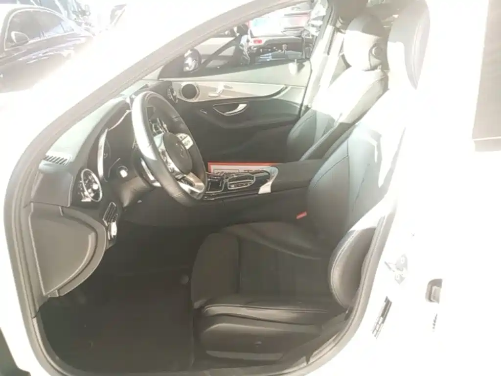 Mercedes-Benz C-Class — миниатюра 15