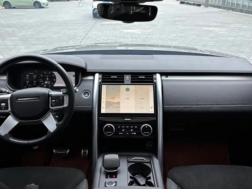 Land Rover Discovery — миниатюра 14
