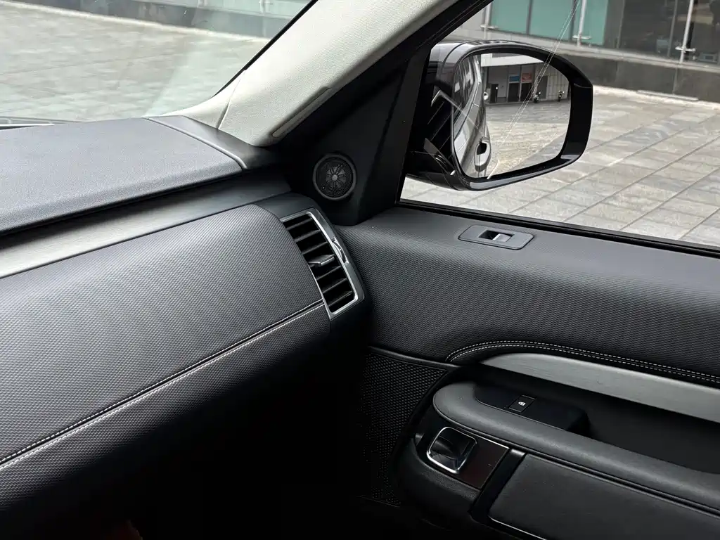 Land Rover Discovery — миниатюра 15