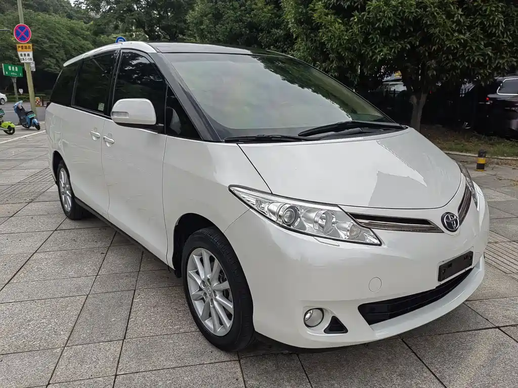 Toyota Previa 2012 2.4L 7 Luxury