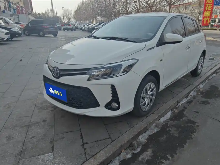 Купить Toyota Vios FS