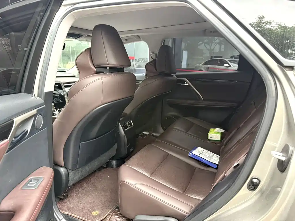 Lexus RX — миниатюра 6