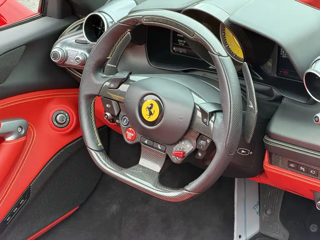 Ferrari F8 — миниатюра 8