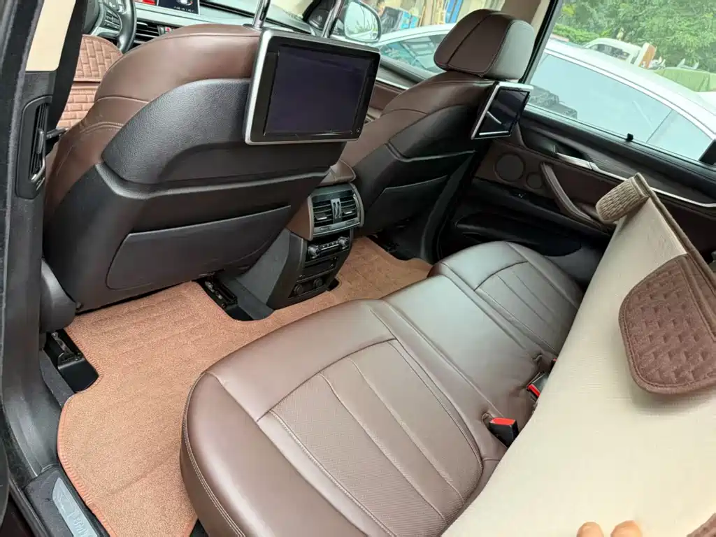 BMW X5 (Import) — миниатюра 5