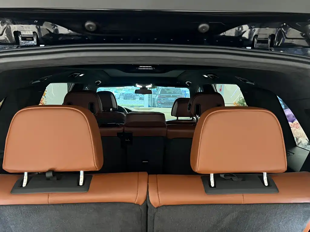 BMW X7 — миниатюра 13