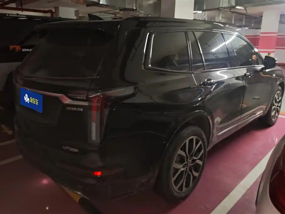Cadillac XT6 2021 2.0T мест Luxury