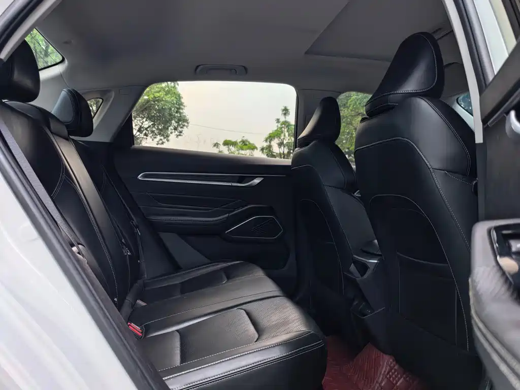 Geely Emgrand — миниатюра 15