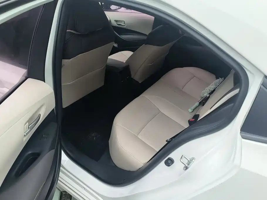 Toyota Corolla — миниатюра 11