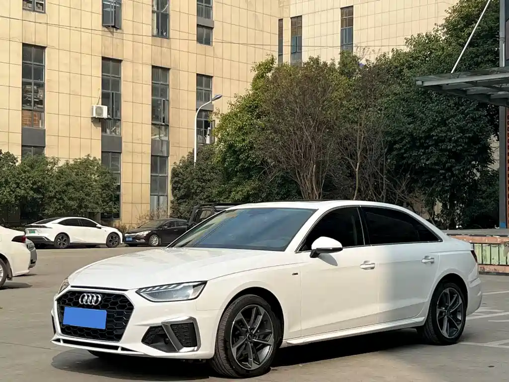 Audi A4L 2022