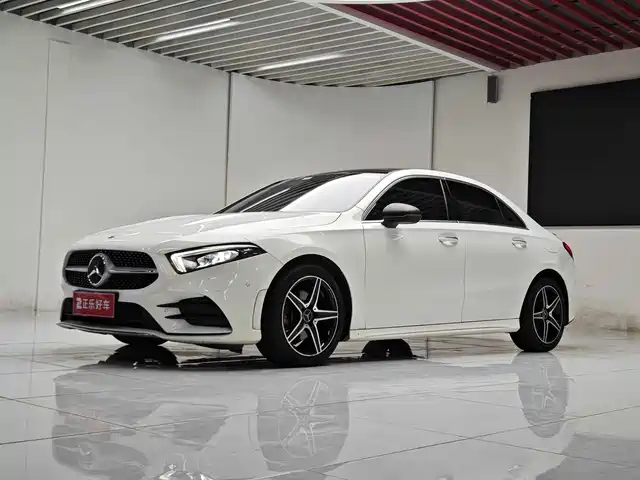MERCEDES-BENZ  A CLASS