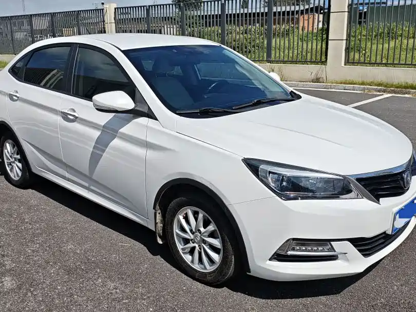 Changan V7 — миниатюра 3