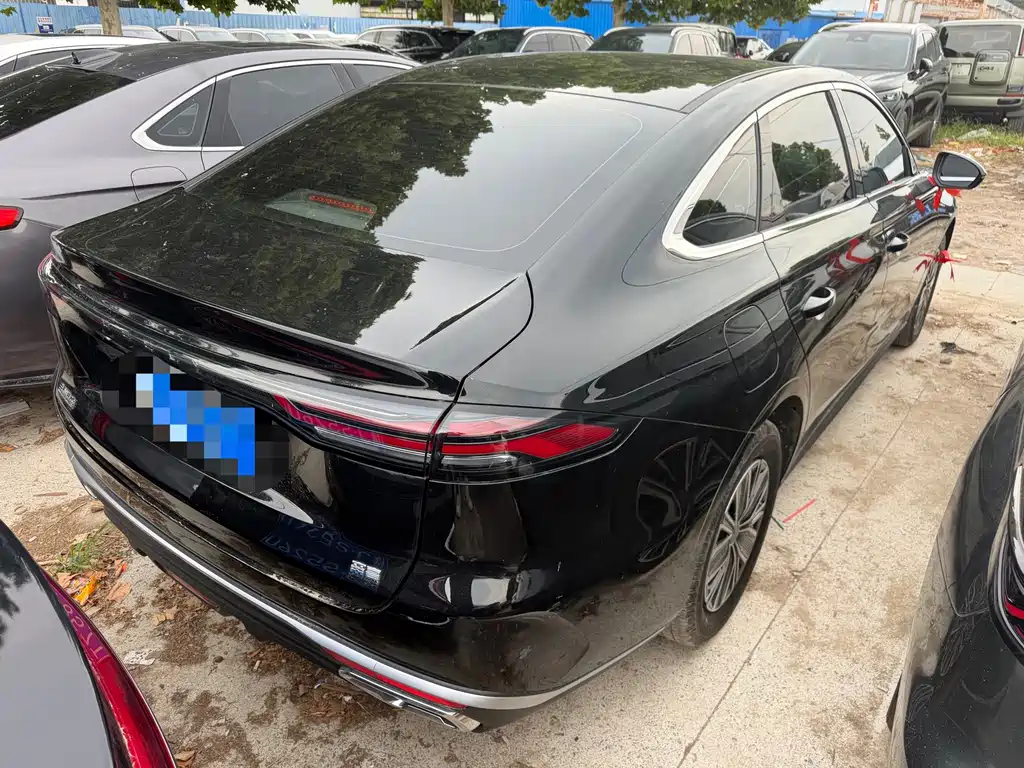 Geely Emgrand — миниатюра 16