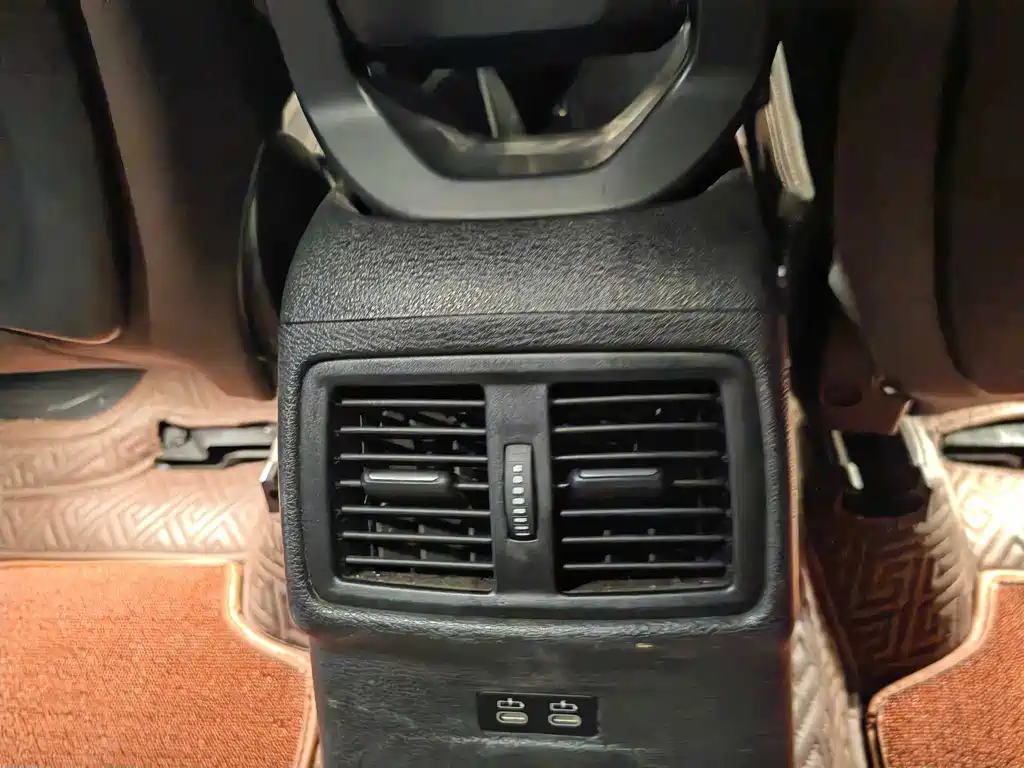 BMW X1 — миниатюра 9