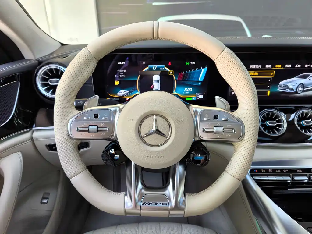 MERCEDES-BENZ AMG GT