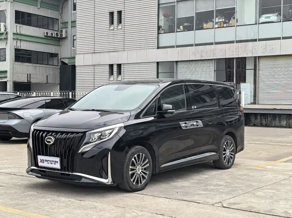 GAC TRUMPCHI M8