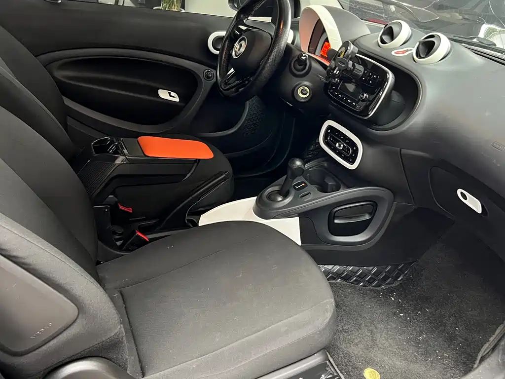smart Smart Fortwo — миниатюра 11