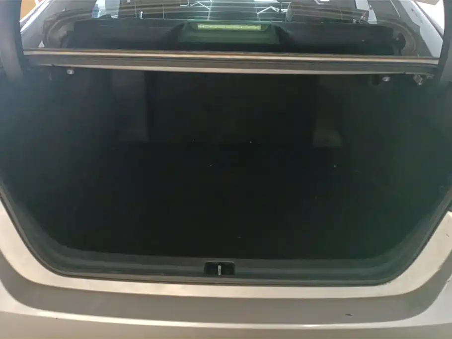 Toyota Camry 2018 2.5G Luxury