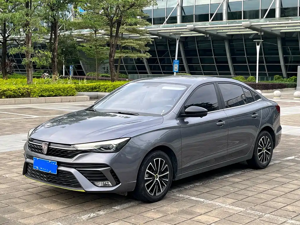 Купить Roewe i5