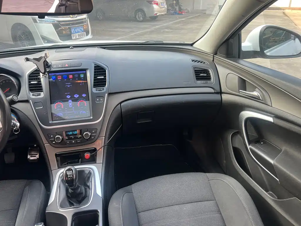 Buick Regal — миниатюра 17