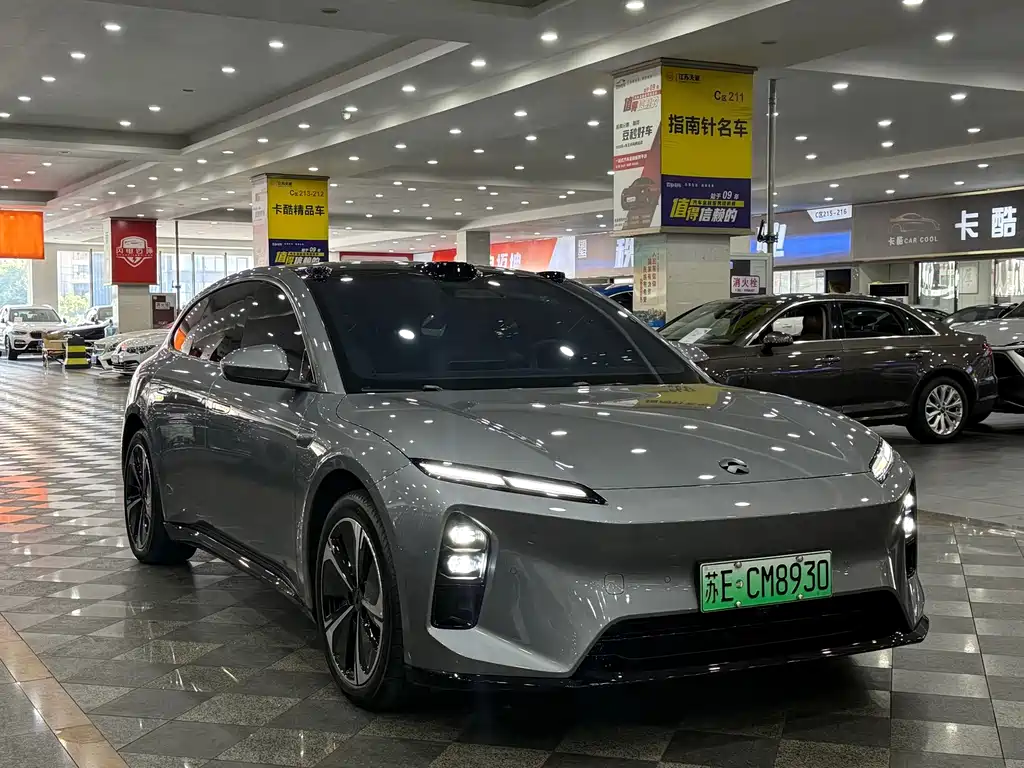 NIO ET5T — миниатюра 3