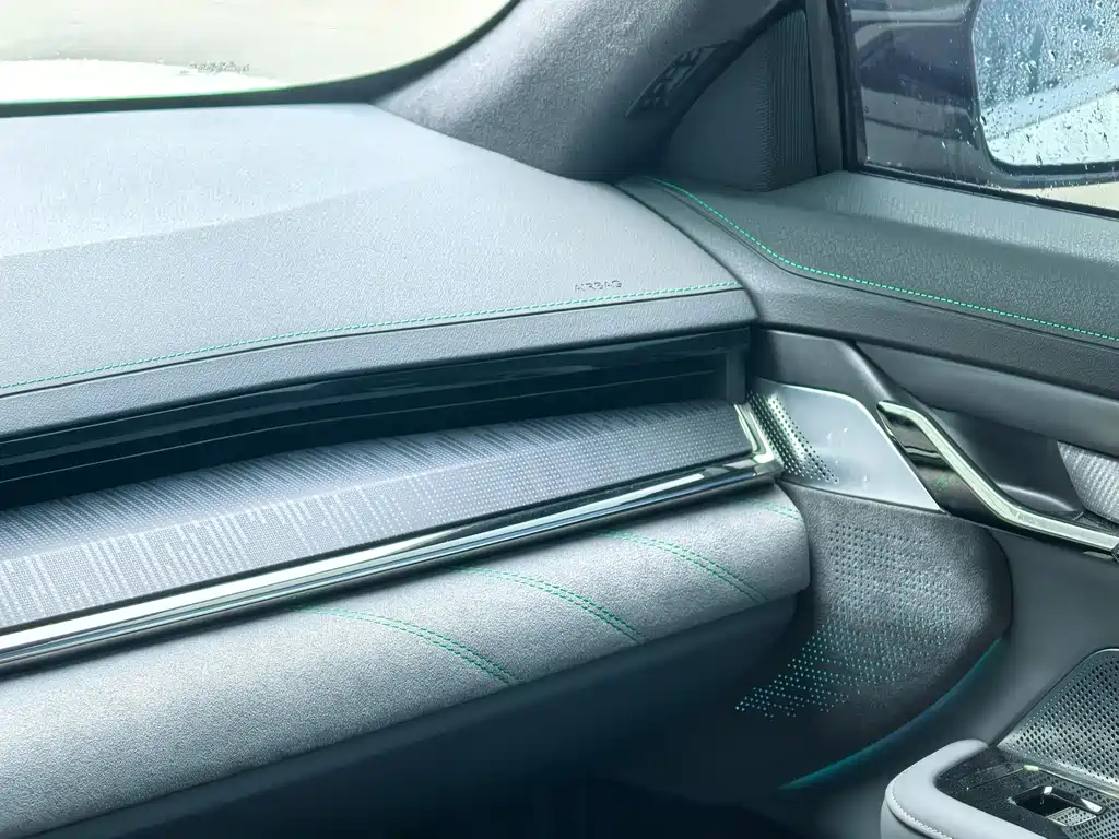 ZEEKR EXTREME KRYPTON 001