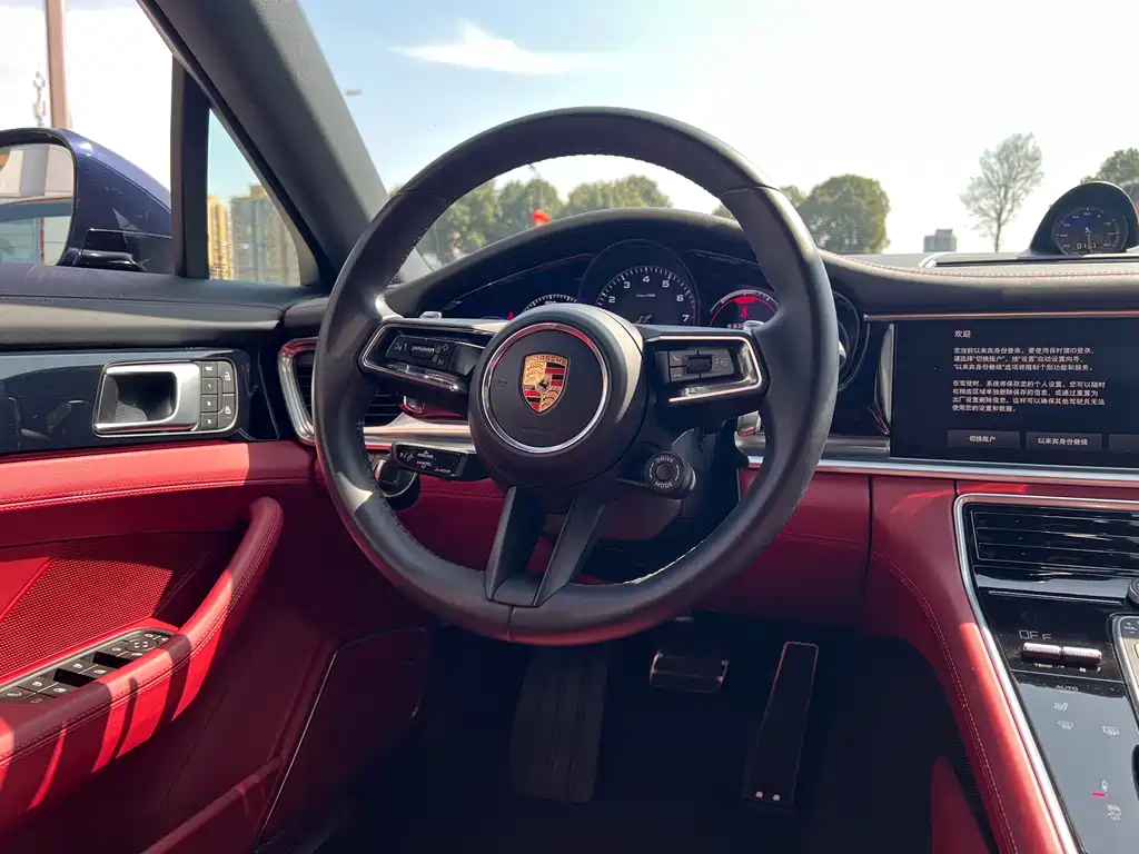 PORSCHE PANAMERA NEW ENERGY