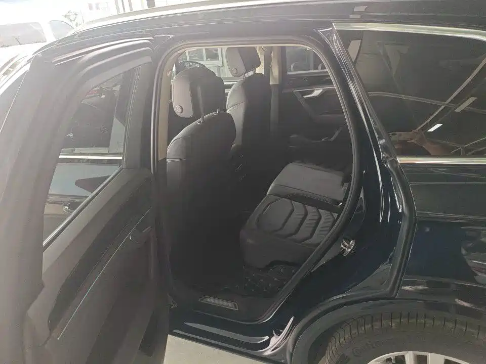 Volkswagen Touareg 2021 2.0TSI