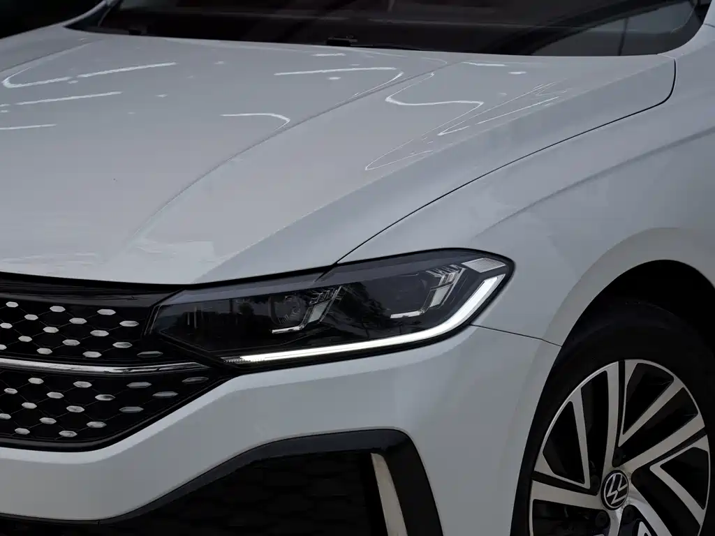 Volkswagen Lavida 2023 300TSI DSG
