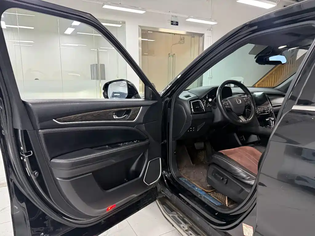 Honda UR-V 2020 240TURBO