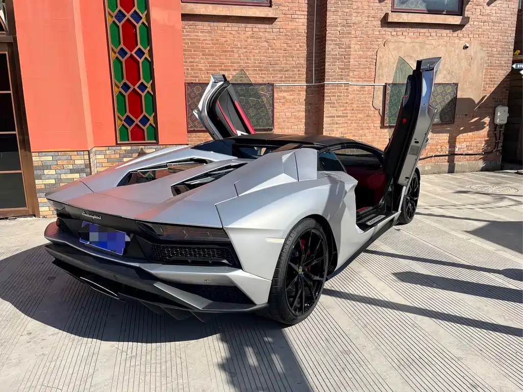Lamborghini Aventador 2018 Aventador S Roadster