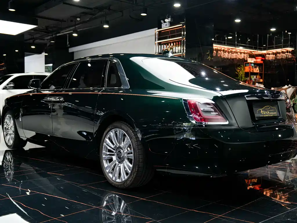Rolls-Royce Ghost — миниатюра 14