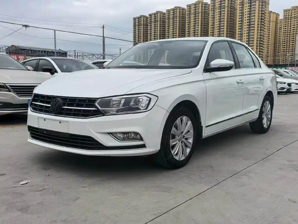 Volkswagen Bora — миниатюра 2
