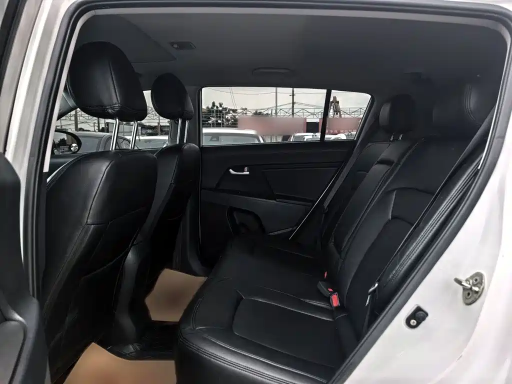 Kia Sportage — миниатюра 10