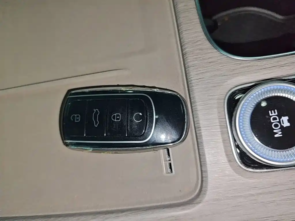 Chery 8 PLUS 2025 290TGDI DCT Luxury