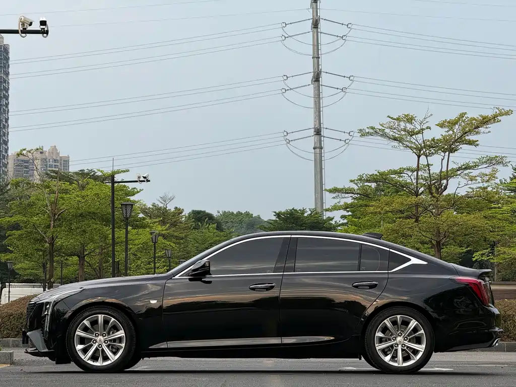 Cadillac CT5 — миниатюра 6