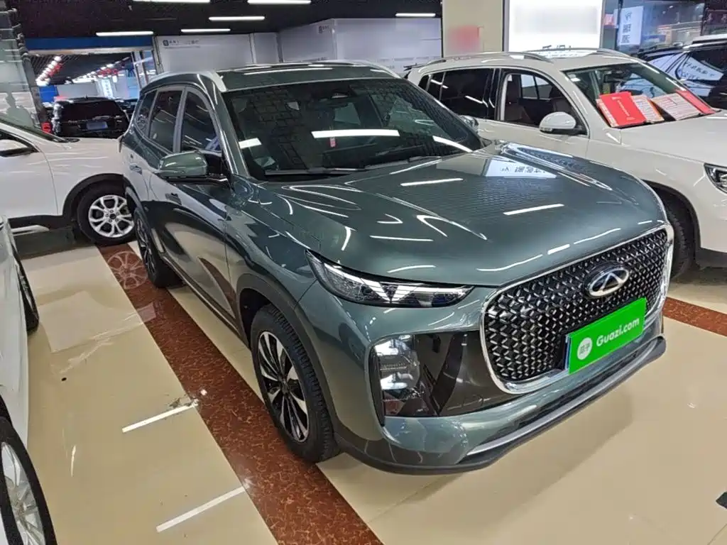 Chery 8 PLUS 2025 290TGDI DCT Luxury