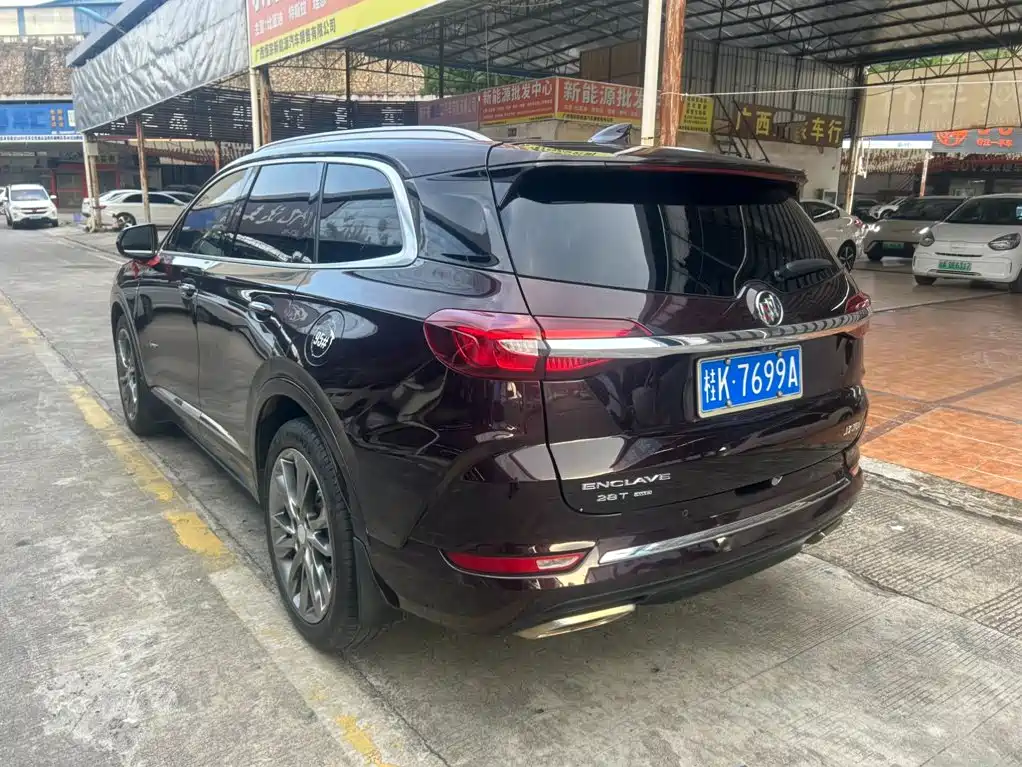 Buick Enclave — миниатюра 5