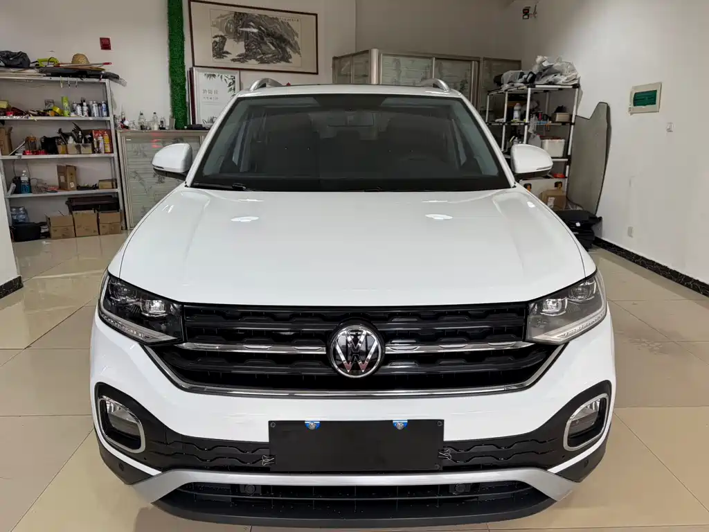 VOLKSWAGEN EXPLORING THE SHADOW