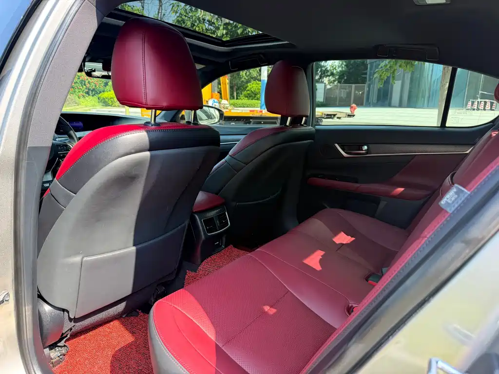 Lexus GS — миниатюра 6