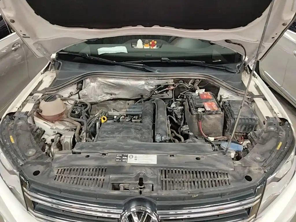 Volkswagen Tiguan — миниатюра 20