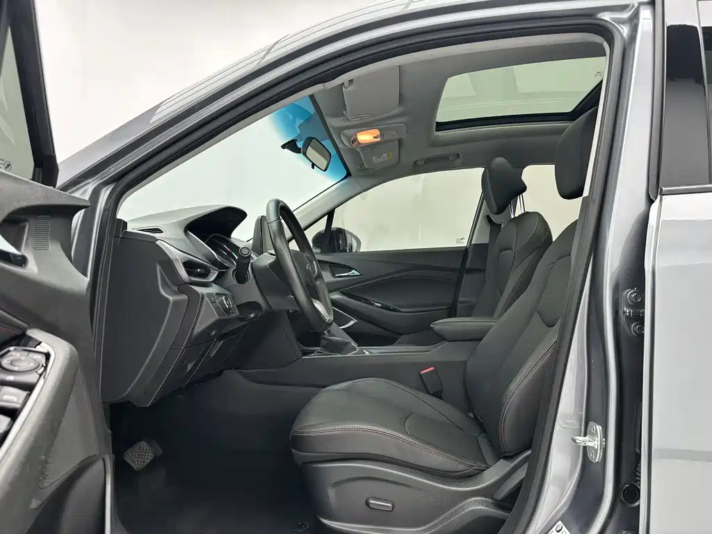 Chevrolet Orlando 2020 Redline 530T AT (5+2 )