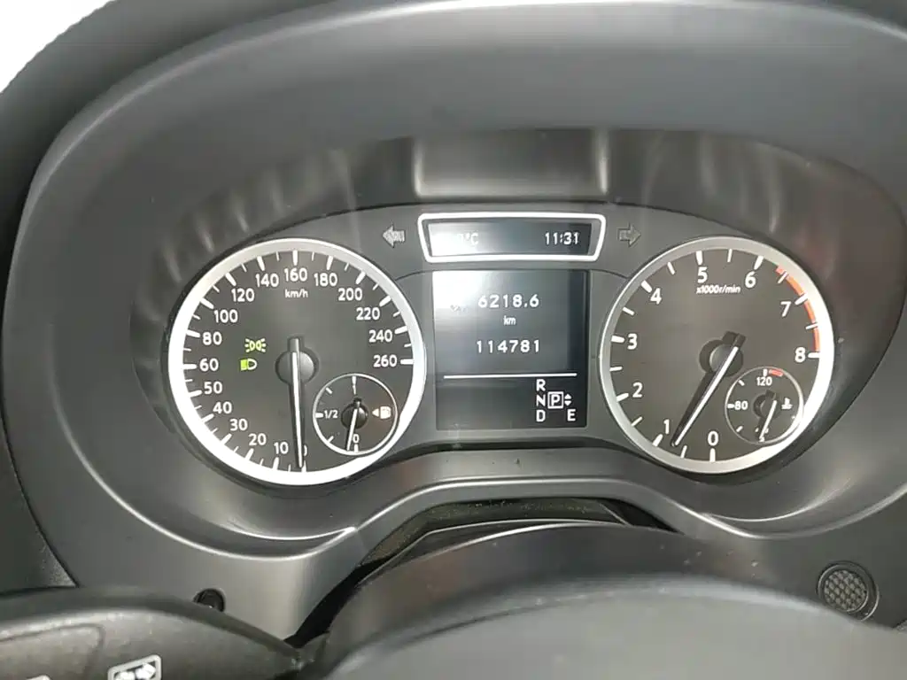 Infiniti QX30 — миниатюра 12