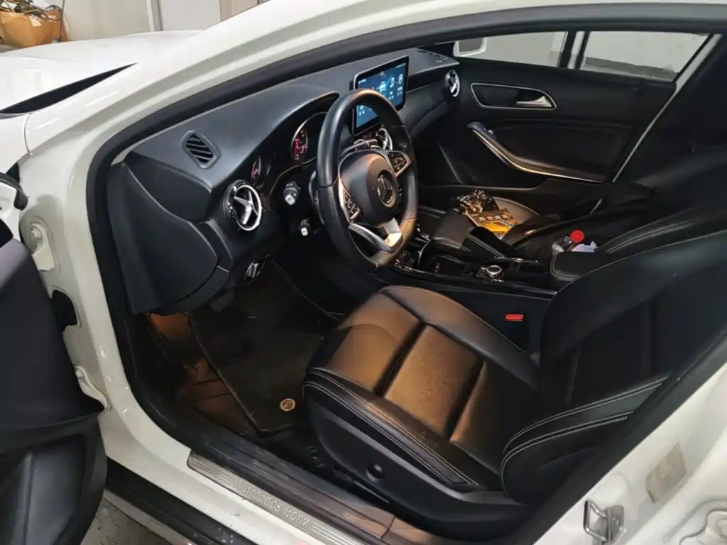 Mercedes-Benz GLA — миниатюра 16