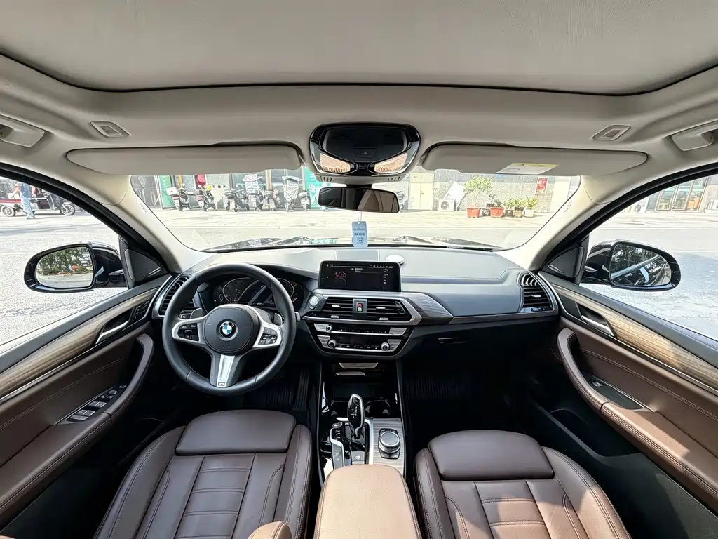 BMW X3 — миниатюра 6