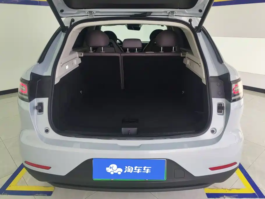 Leapmotor Leapmotor C11 — миниатюра 4